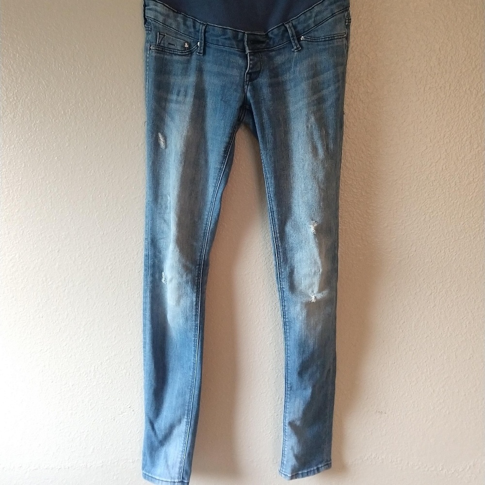 H&M distressedMama Maternity jeans